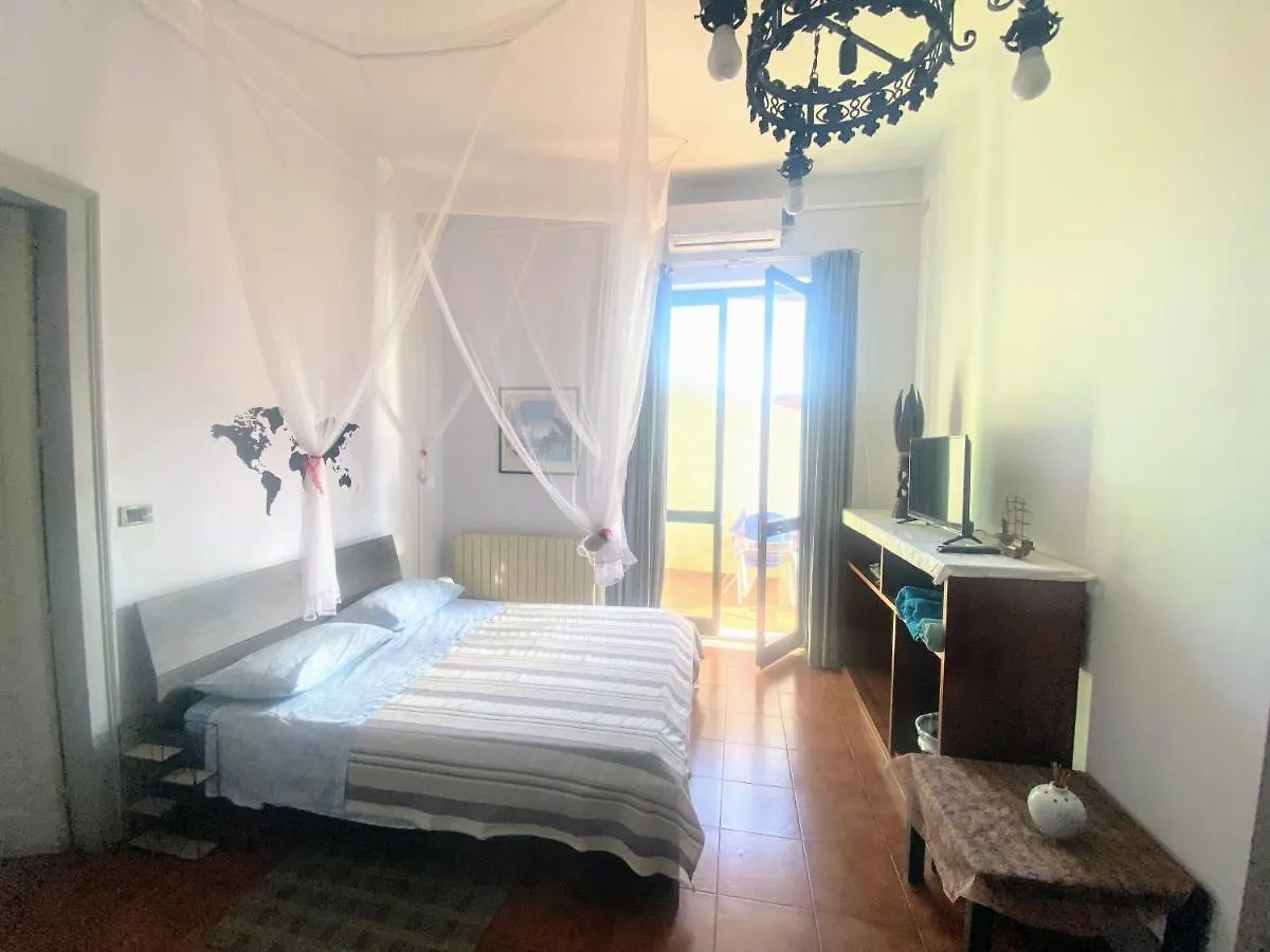Teocle Beach Rooms Giardini Naxos