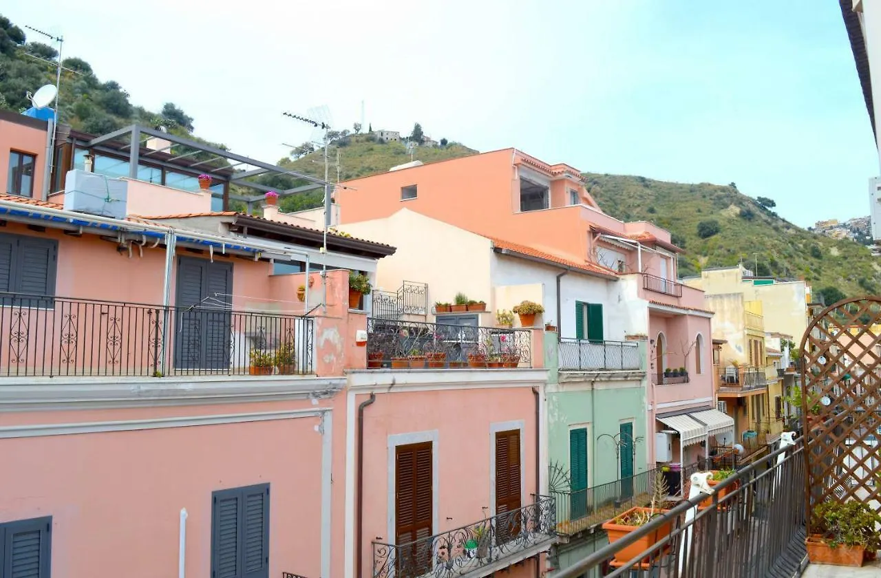 Teocle Beach Rooms Giardini Naxos Italy